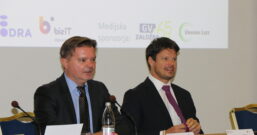 Panelisti na konferenci XXX. Dnevi slovenske uprave