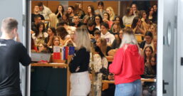 Študenti v predavalnici